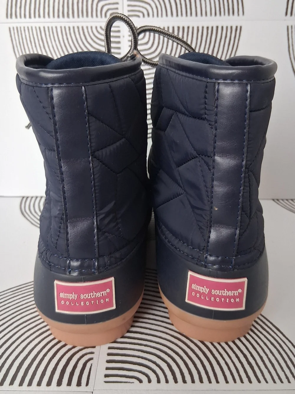 Simply Southern Womens 8 Blue Lace Up Quilted Rubber Rain Snow Ankle Duck Boots